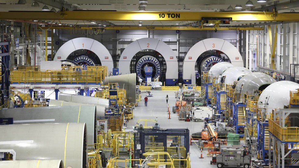 Boeing being investigated over falsified plane records — beragampengetahuan World News – Beragampengetahuan
