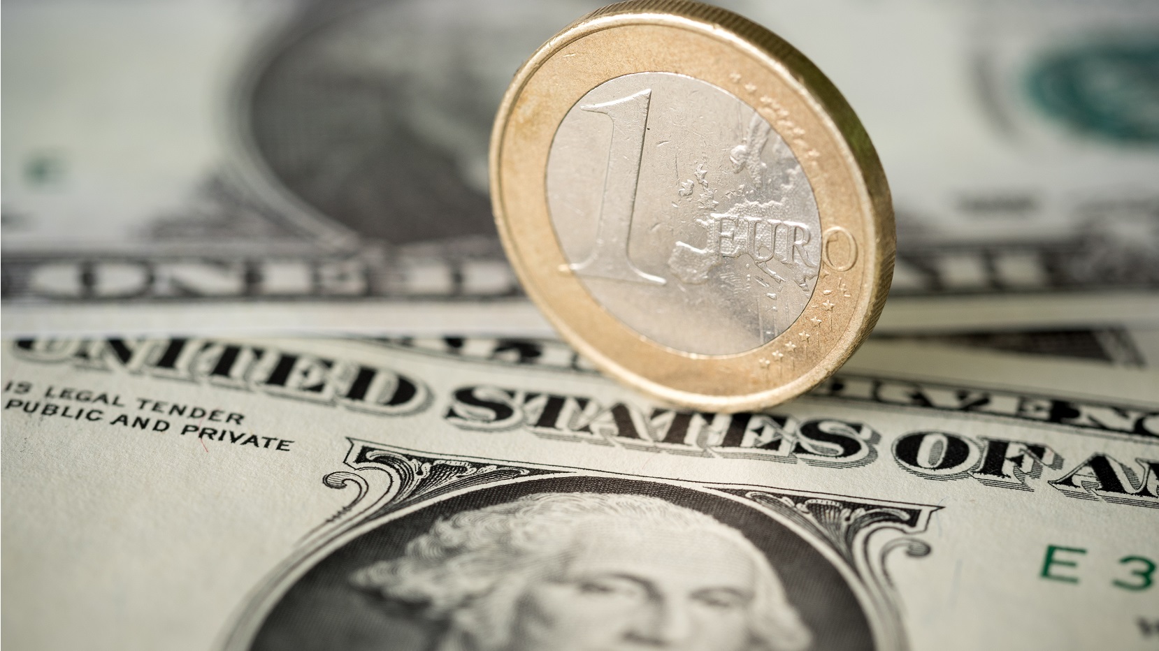 Euro edges lower ahead of FOMC minutes – Beragampengetahuan