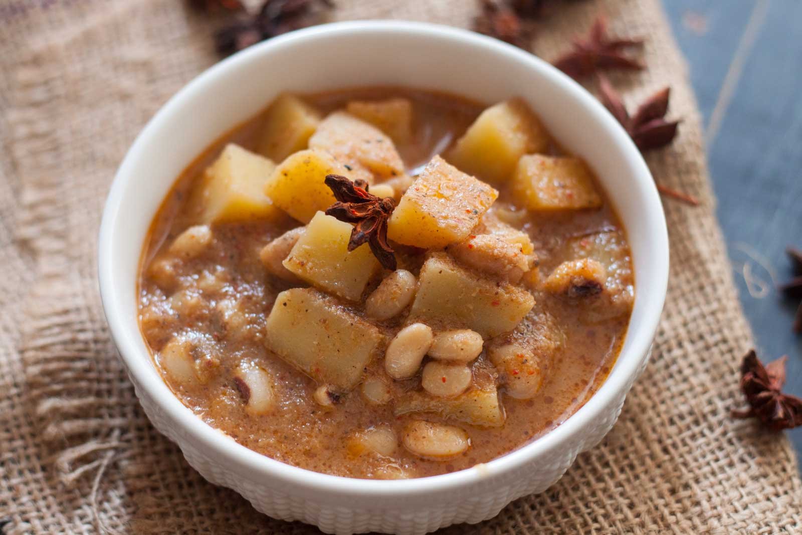 Goan Style Tonak Alsanyache Recipe (Black eyed beans cooked in Tonak Masala Recipe) by beragampengetahuan – Beragampengetahuan