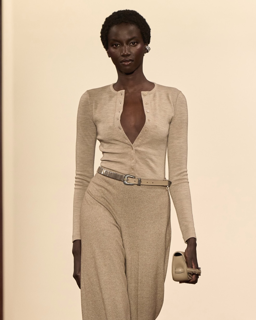 Scopri la sfilata donna Fall Holiday 2024 di Ralph Lauren – Beragampengetahuan