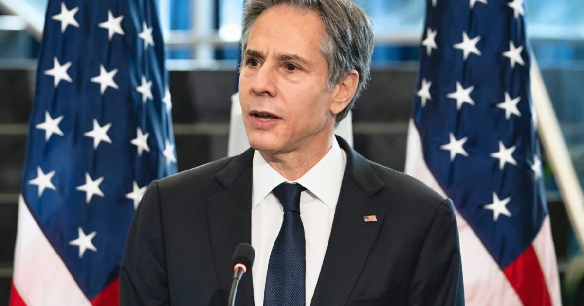 Anthony Blinken Is Playing a Dangerous Game with Ukraine – Beragampengetahuan