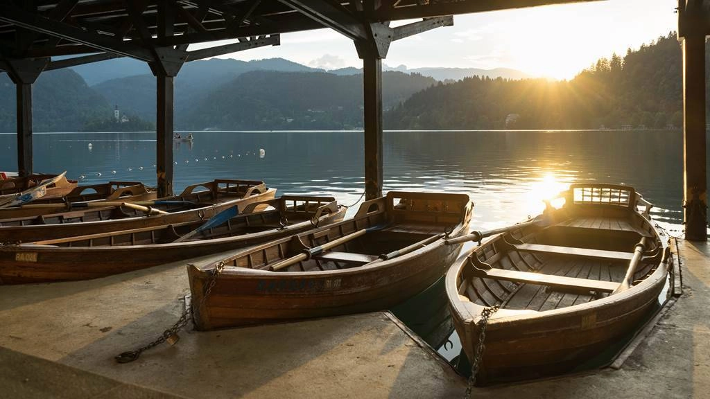 From Lakes to Caves: Best Day Trips From Ljubljana – Beragampengetahuan