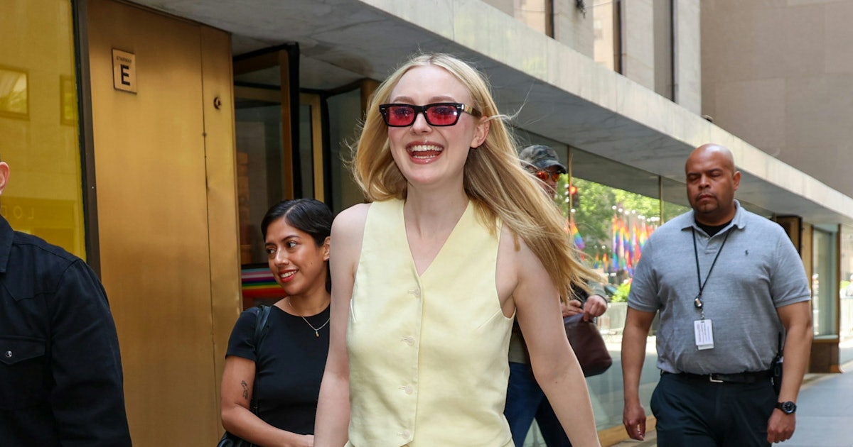 Dakota Fanning Adalah CEO Kekayaan Tersembunyi dalam Setelan Mentega dan Tas Birkin

 – Beragampengetahuan