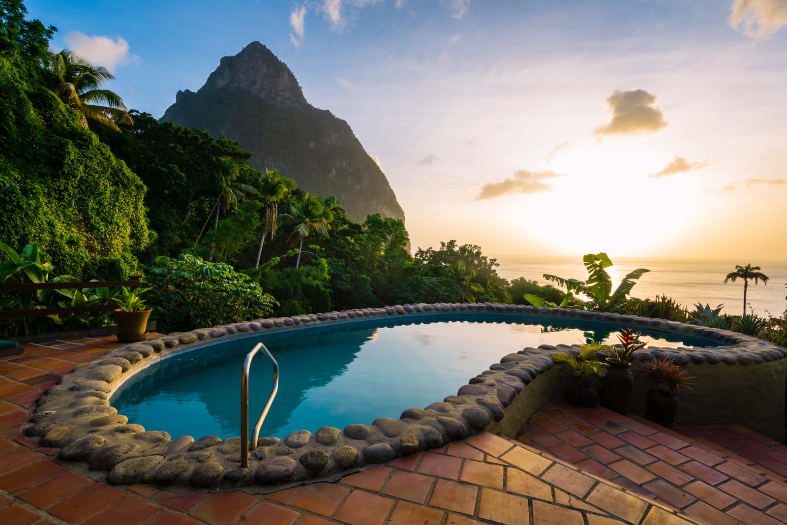Is St. Lucia Safe To Visit? St. Lucia Safety In 2024 – Beragampengetahuan