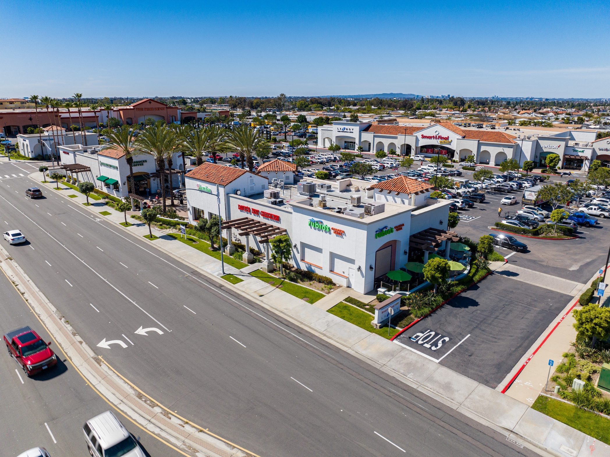 Decron membeli mal San Diego seharga $99 juta

 – Beragampengetahuan