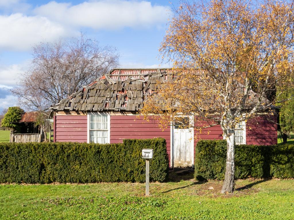 3 rumah termurah di Tassie, $200.000 atau kurang

 – Beragampengetahuan
