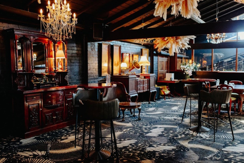 host your next event in Ballarat at The parlour at Grainery Lane bar