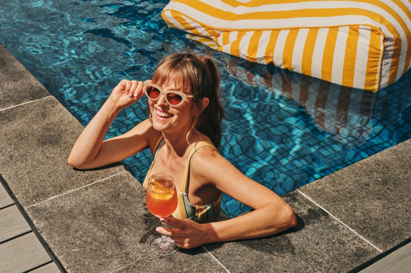 Le Splash rooftop pool deck at Le Meridien Melbourne is available for function hire.