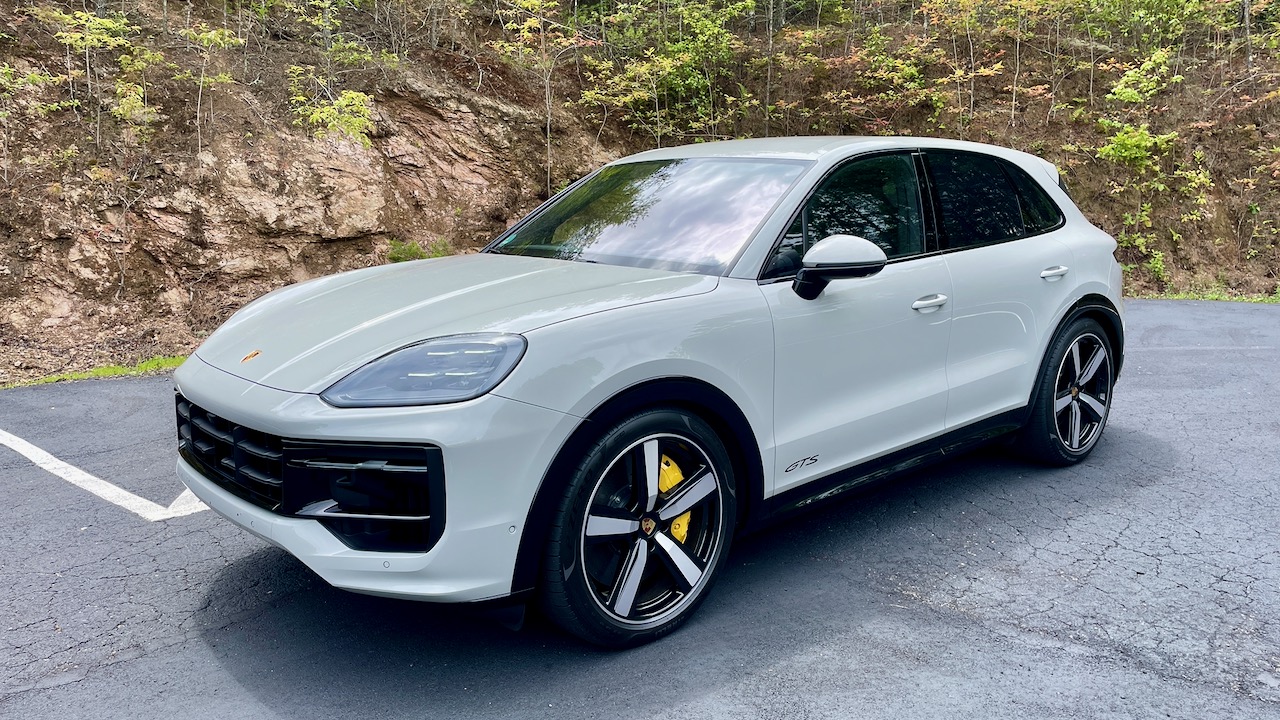 Porsche Cayenne GTS 2025 memecah perbedaan V-8

 – Beragampengetahuan