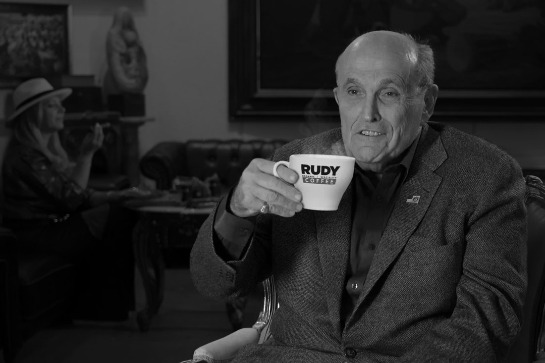 Sang pemanggang di balik merek kopi Rudy Giuliani pun ikut bangkrut

 – Beragampengetahuan