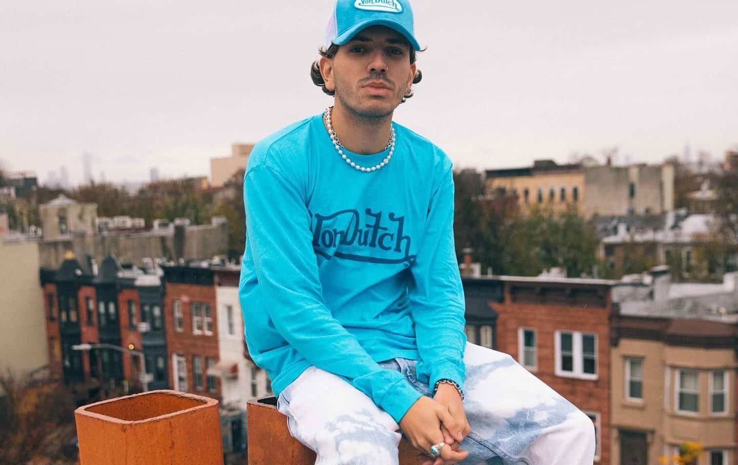 15 Best 2000s Fashion for Men The Trends To Know for 2024 – Beragampengetahuan
