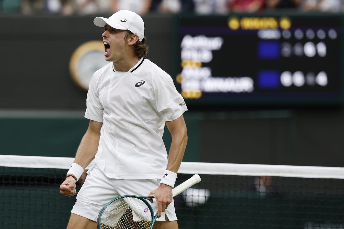 Novak Djokovic di semifinal Wimbledon membuntuti Alex de Minaur WDs.

 – Beragampengetahuan