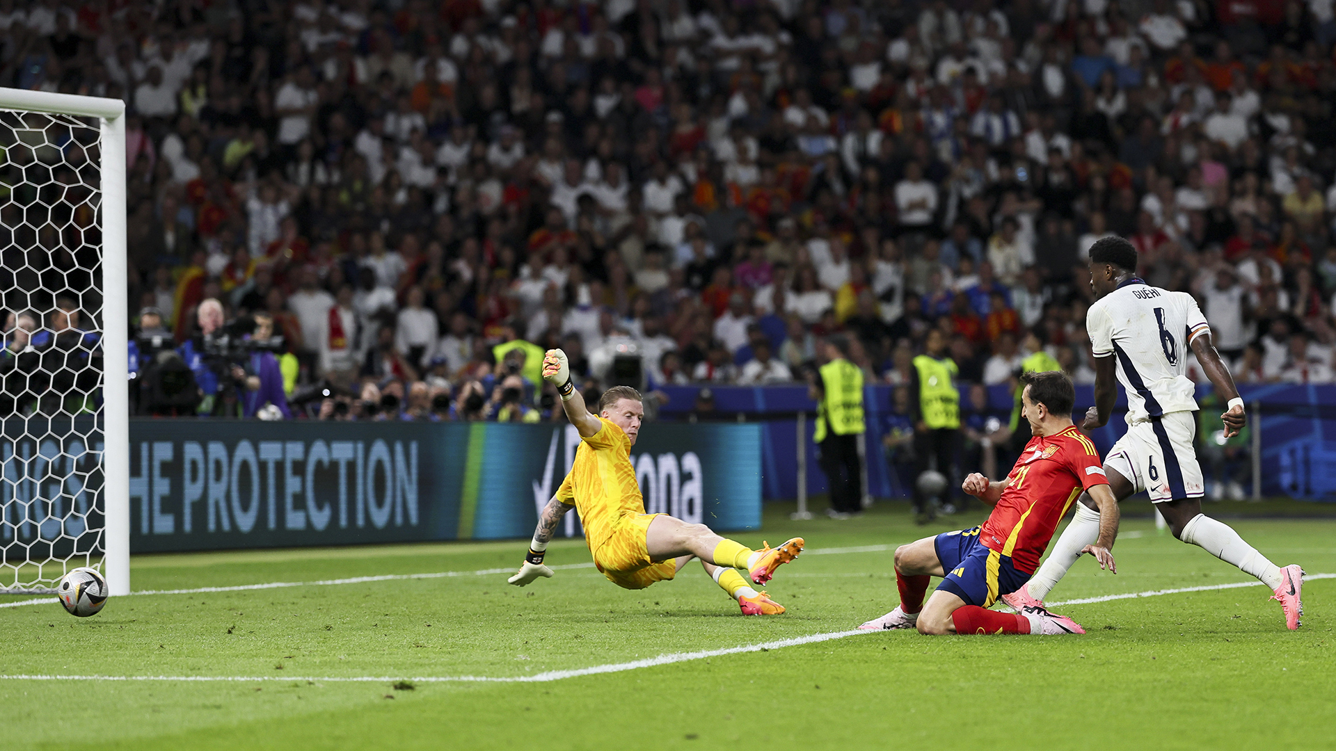 Spanyol tak terbendung hingga akhir.

 – Beragampengetahuan