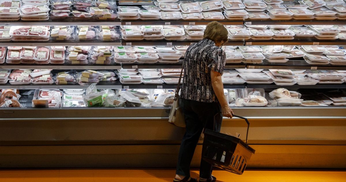 Apa pengaruh suku bunga tinggi The Fed selama setahun terhadap perekonomian AS

 – Beragampengetahuan