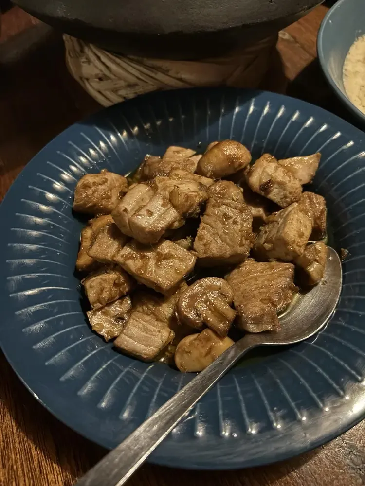 Tuna Salpicao di Restoran Cabsat