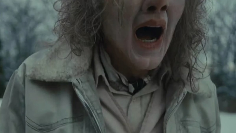 “Kaki Panjang” menggoda ketakutan, kengerian, dan mungkin sedikit kekonyolan

 – Beragampengetahuan