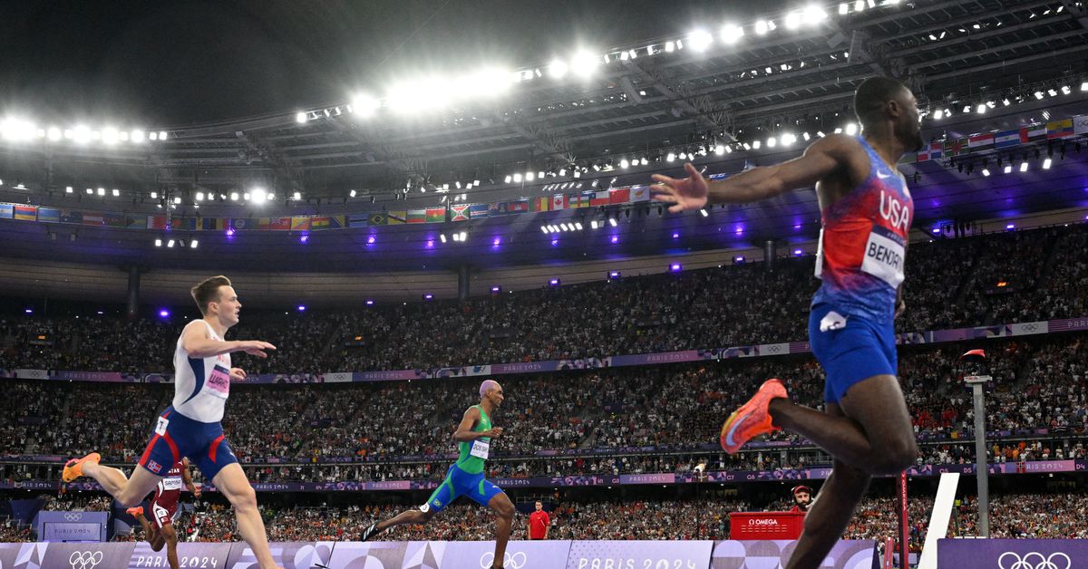 Olimpiade 2024: Rai Benjamin dari AS mengalahkan rivalnya Karsten Warholm untuk akhirnya memenangkan medali emas

 – Beragampengetahuan