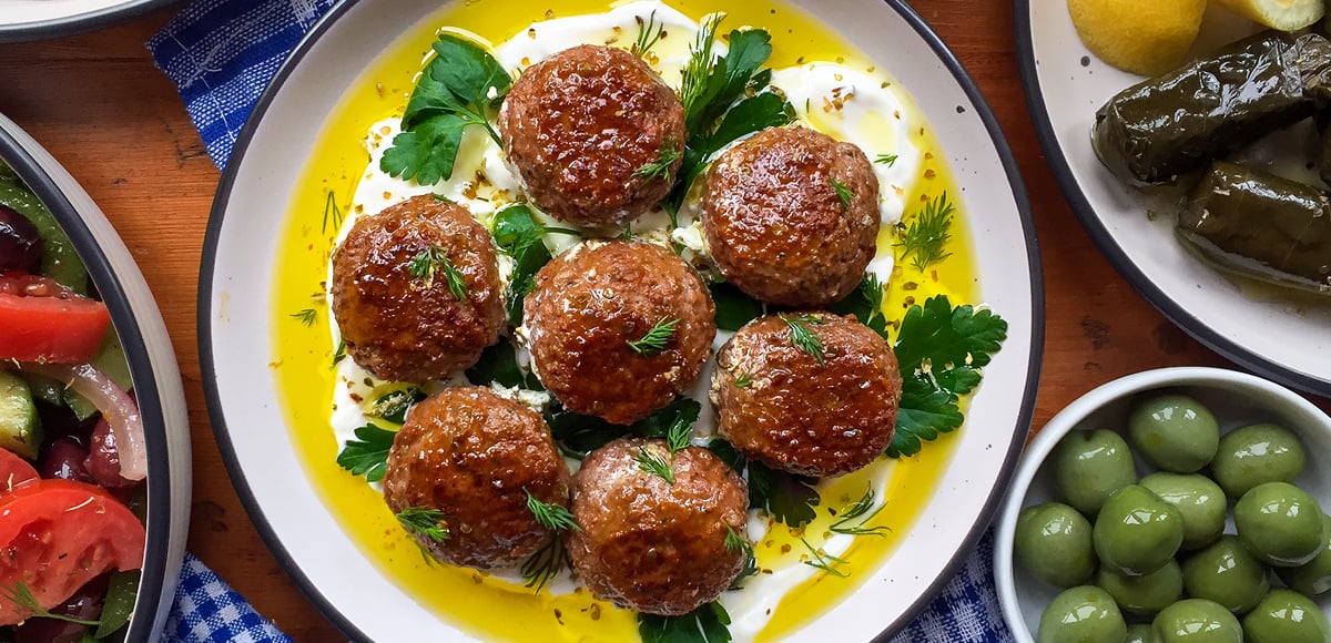 Resep bakso Yunani untuk Keftedes – bakso berair dengan bumbu

 – Beragampengetahuan