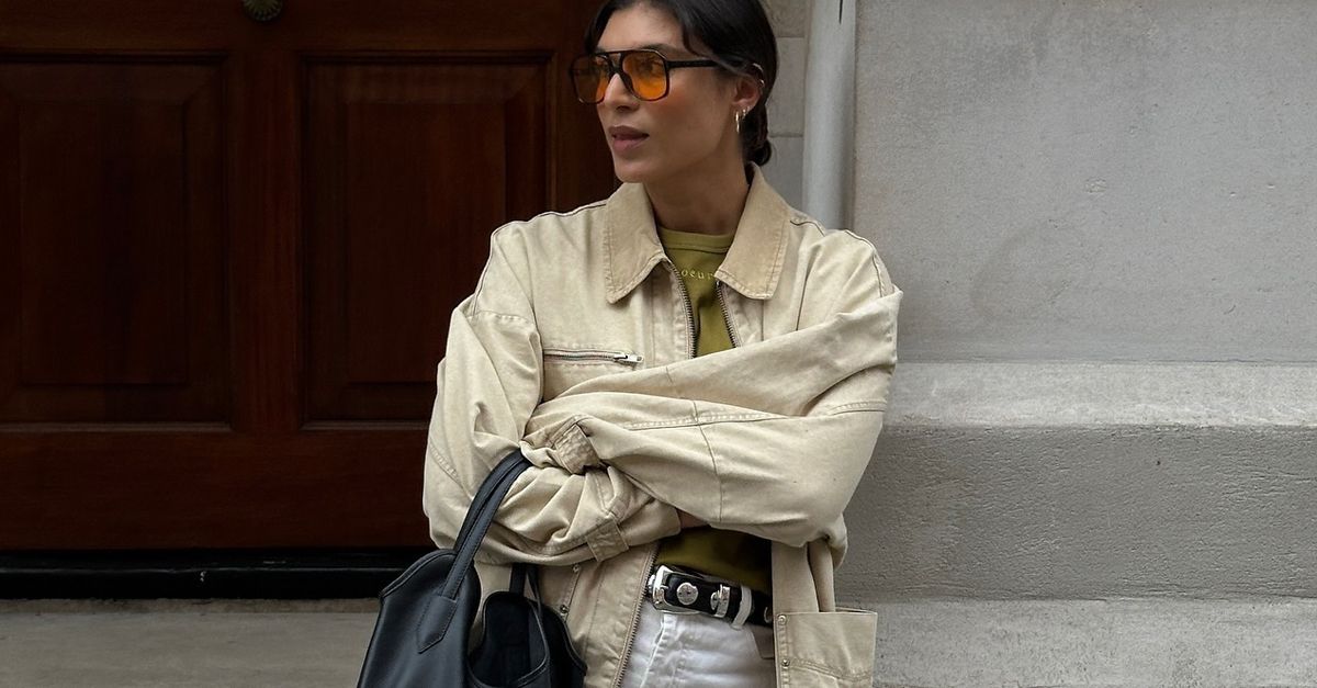 Elegan dan anggun, jaket kanvas mengambil alih.

 – Beragampengetahuan