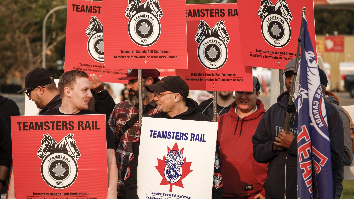 Sidang arbitrase antara Canadian Railways, serikat pekerja berakhir tanpa keputusan: beragampengetahuan

 – Beragampengetahuan