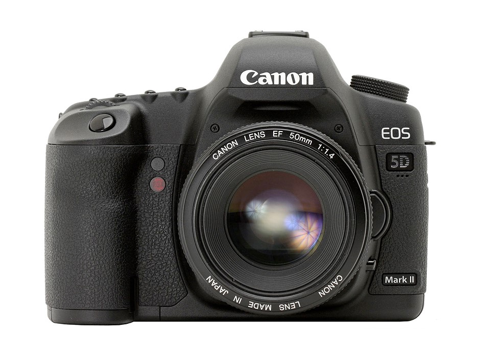 Hari Ini 2008: Canon Merilis DSLR Film EOS 5D II: Tinjauan Fotografi Digital

 – Beragampengetahuan