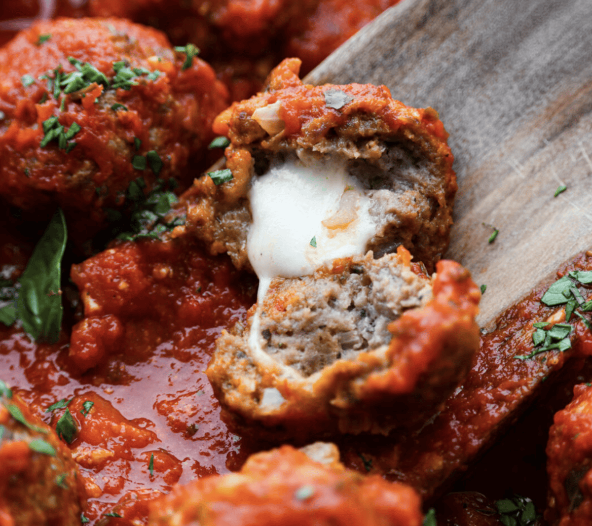 Mozzarella Stuffed Meatballs | The Recipe Critic – Beragampengetahuan