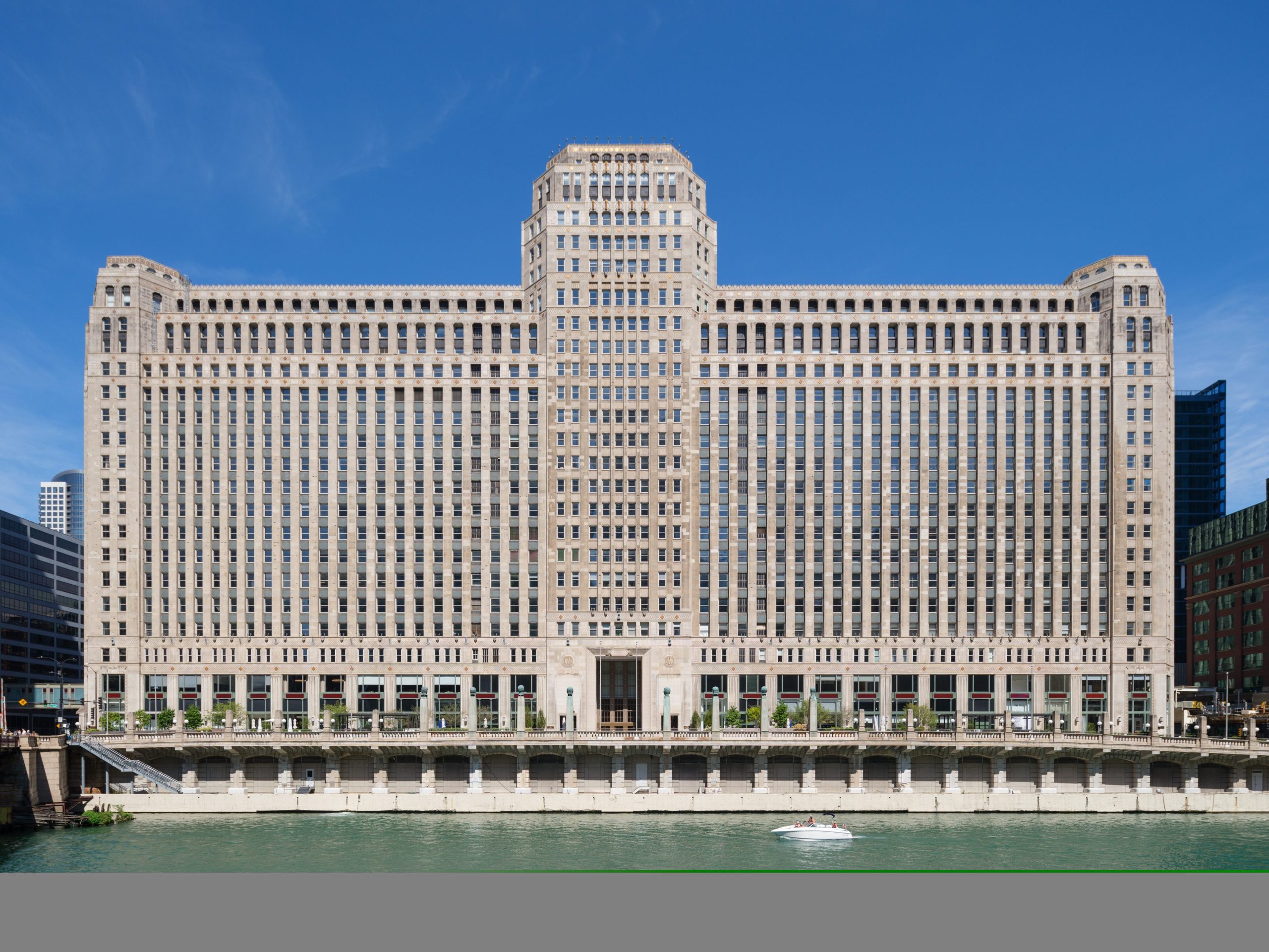 Medline memperluas ukuran kantor Chicago sebesar 320 KSF

 – Beragampengetahuan