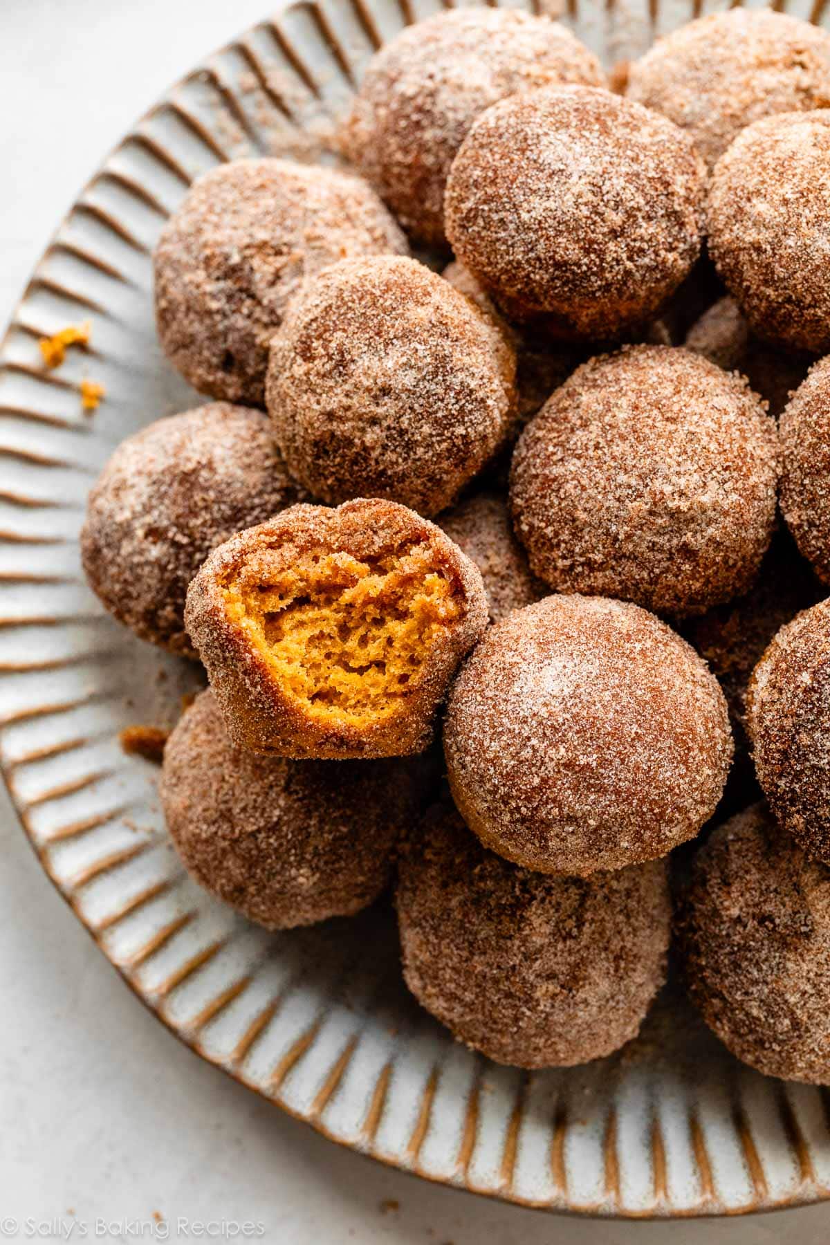 Muffin Labu Gula Kayu Manis Mini

 – Beragampengetahuan