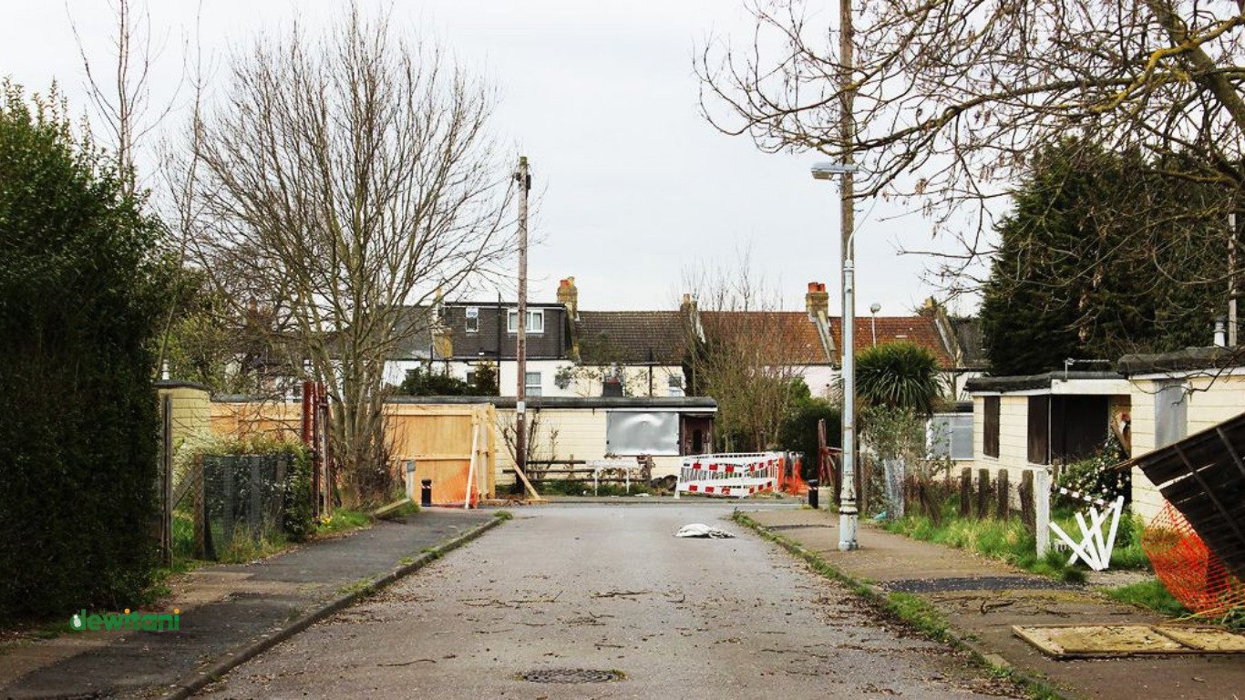 Mitos Rumah Tusuk Sate Pembawa Sial, Simak Penjelasannya – Beragampengetahuan.com