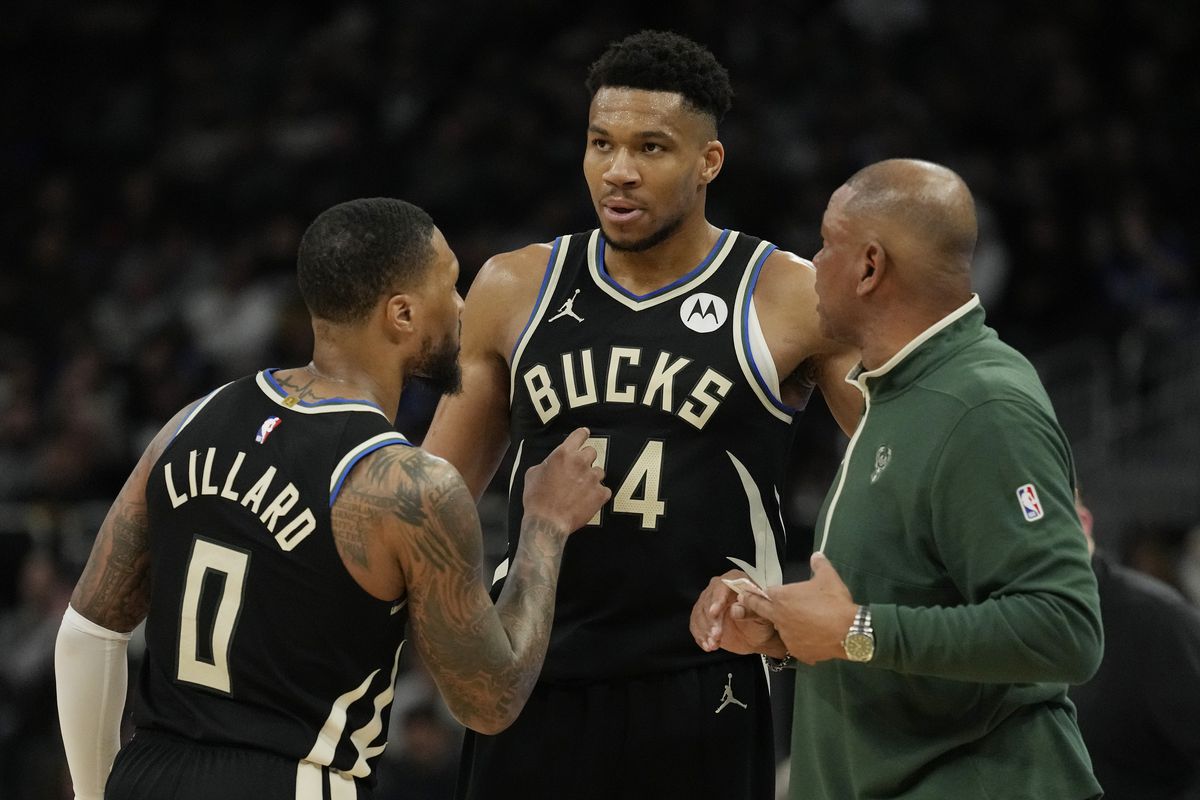 New York Knicks vs Milwaukee Bucks