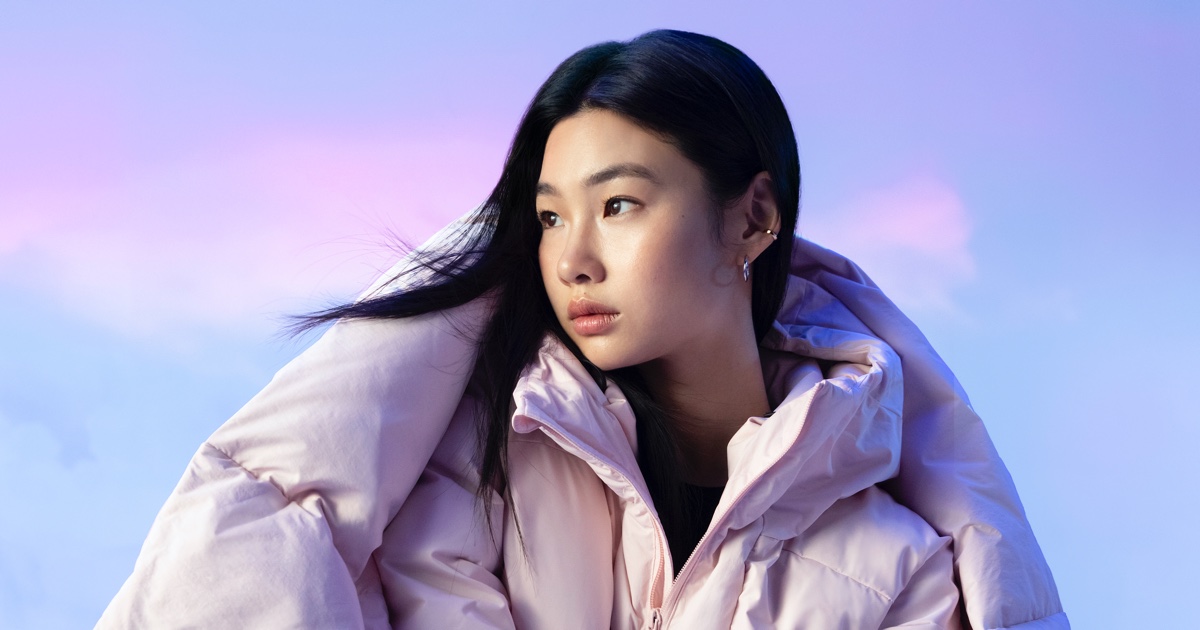 Hoyeon Merangkul Musim Dingin dengan Down Parka Baru Adidas

 – Beragampengetahuan