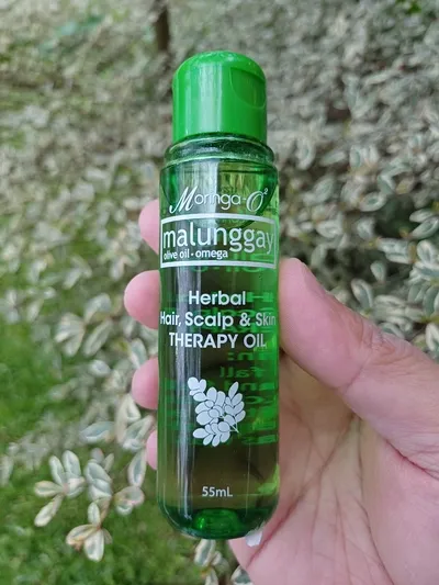 Minyak Rambut & Kulit Terapi Moringa-O2 selalu menjadi bagian dari perlengkapan perjalanan keluarga kami