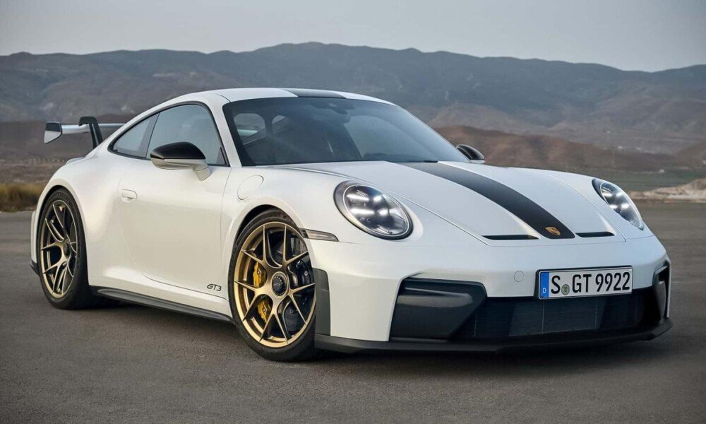 Porsche 911 GT3 facelift 2025 terungkap; dapatkan Weissach dan tas travel

 – Beragampengetahuan