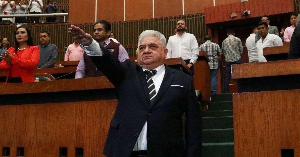 Walikota baru di Meksiko selatan menjabat setelah mantan walikota dipenggal

 – Beragampengetahuan