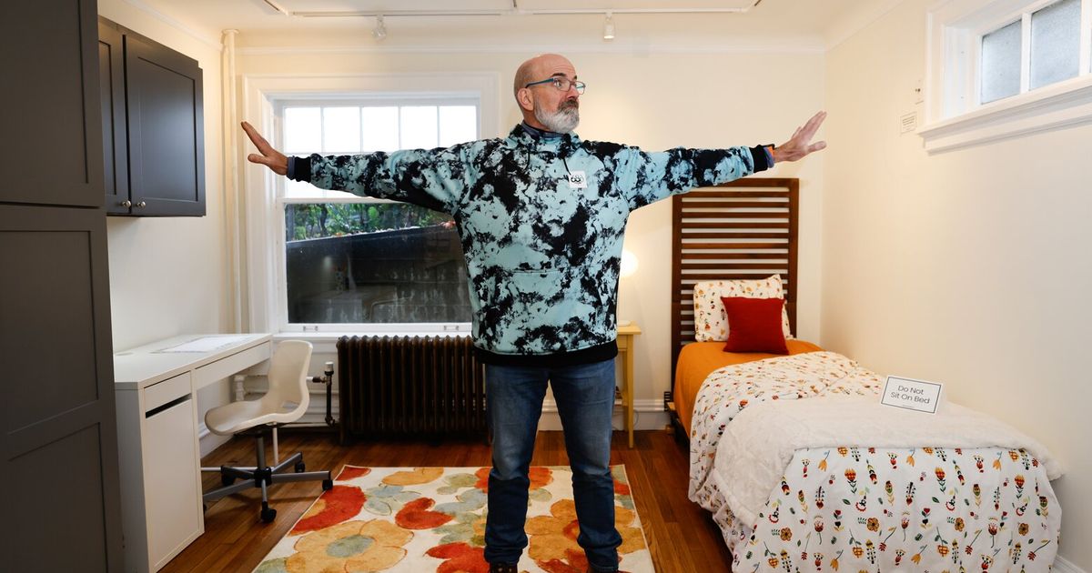 Inilah yang dikatakan rumah dijual terkecil di Seattle tentang pasar kondominium mereka

 – Beragampengetahuan