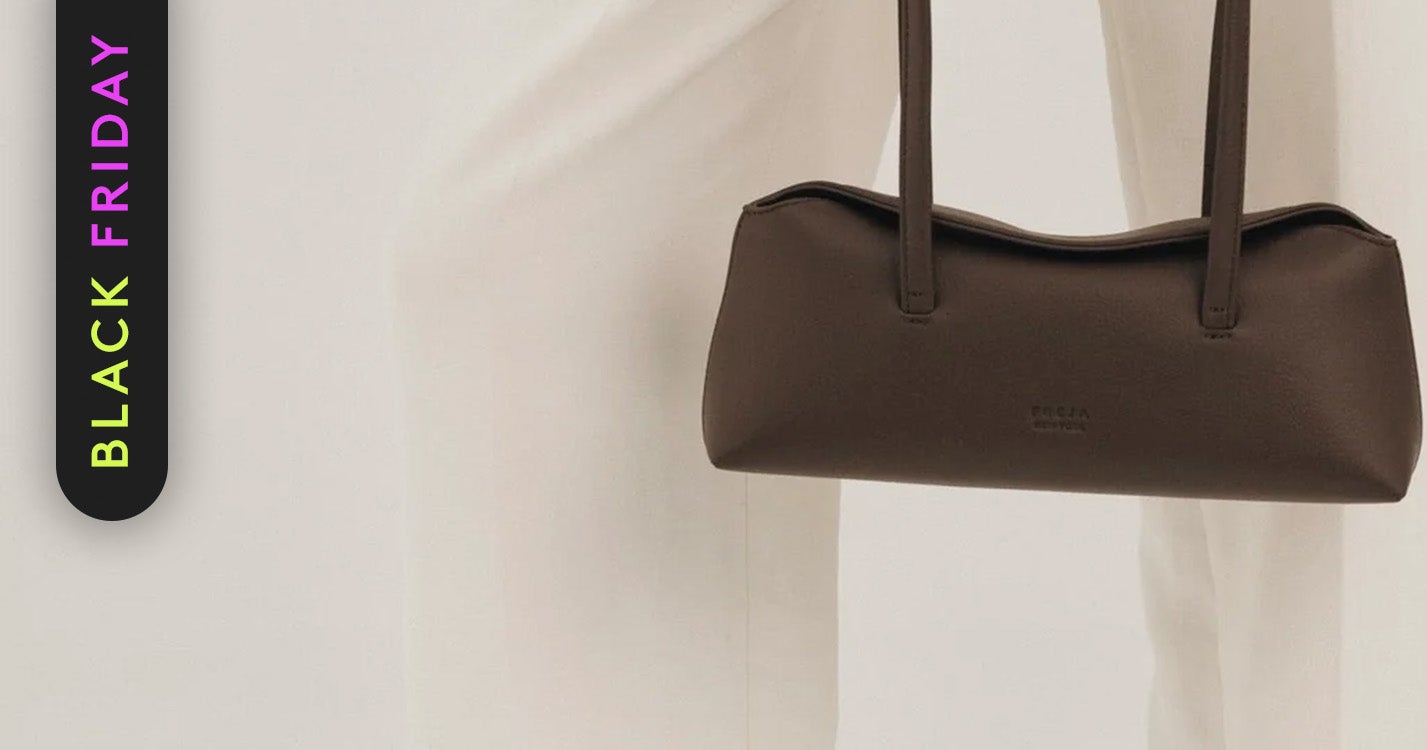 Penawaran pakaian Black Friday awal: Sepatu, tas, aksesoris

 – Beragampengetahuan