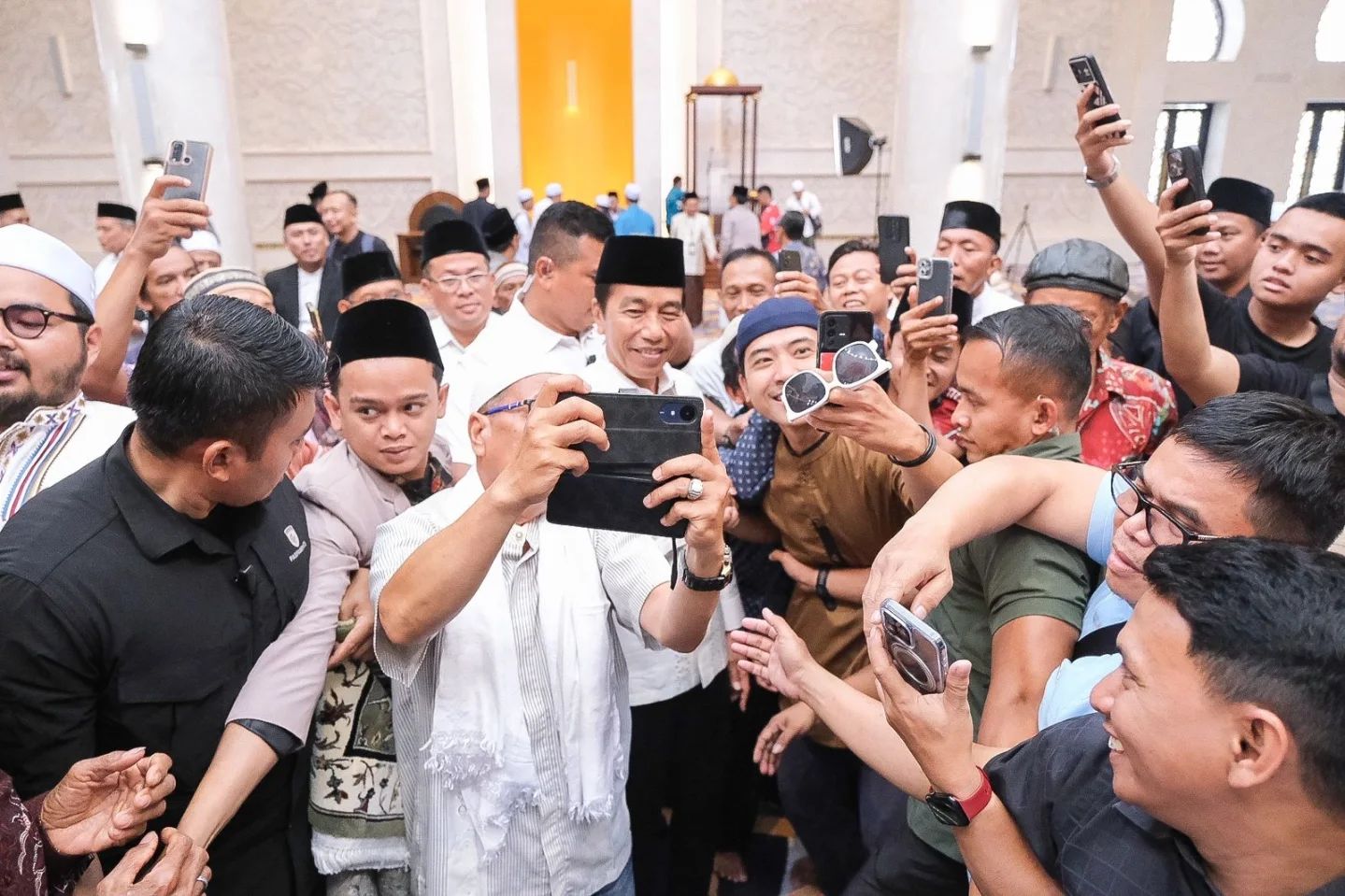 Apakah Jokowi masih menjadi kekuatan politik?

 – Beragampengetahuan
