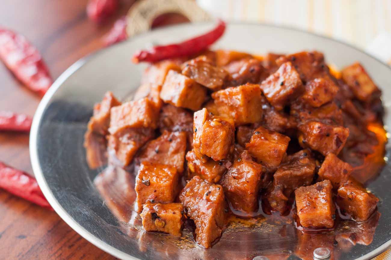 Surana Bhaji Gaya Karwar – Kari Yam Kering Pedas dan Pedas oleh beragampengetahuan

 – Beragampengetahuan