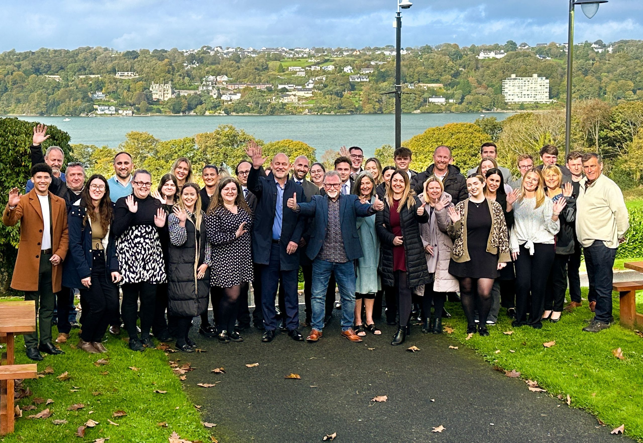 Agen real estat yang mapan menjadi milik karyawan

 – Beragampengetahuan