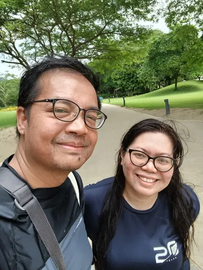 Ayah Ivan dan Ibu Chris di Pico de Loro