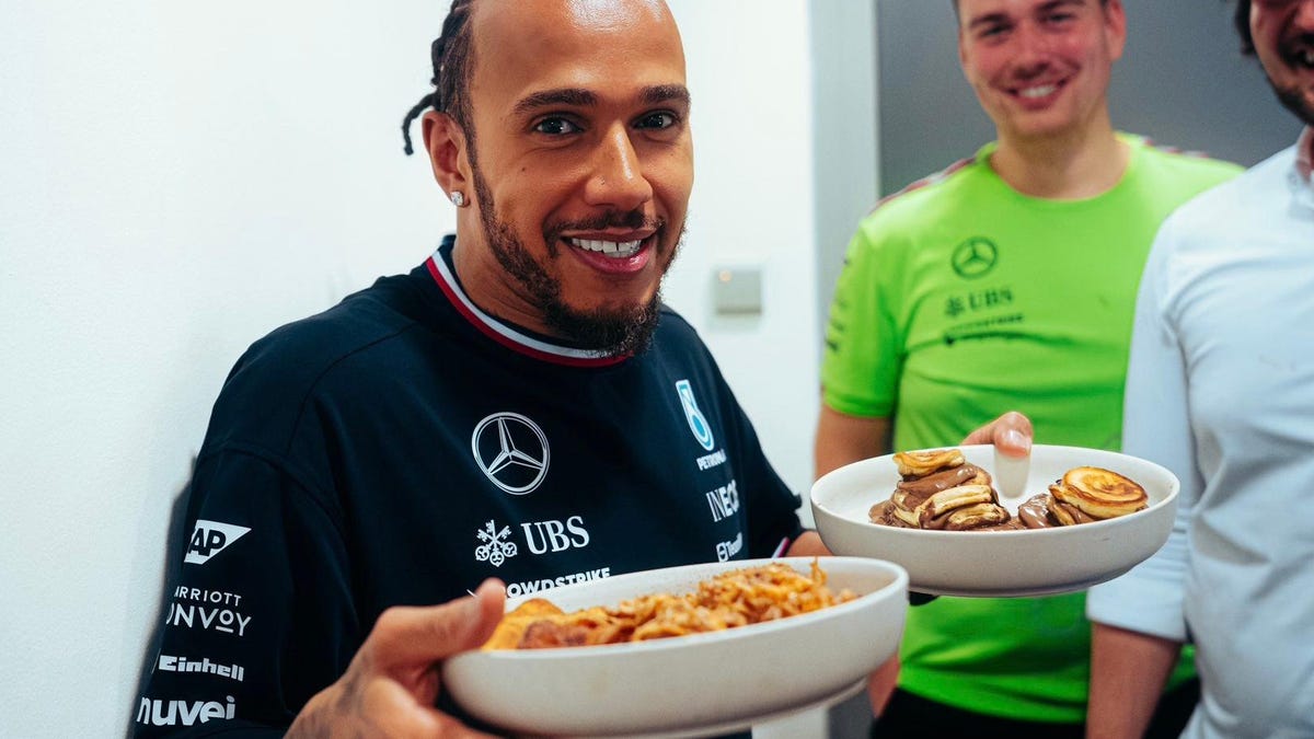 Lewis Hamilton bisa menjadi penyelamat kebutuhan tim MotoGP KTM yang sedang berjuang

 – Beragampengetahuan