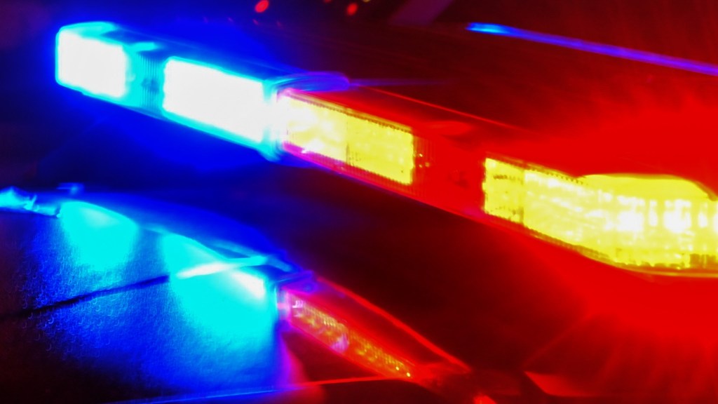 Seorang petugas polisi Texas ditembak dan dibunuh saat penghentian lalu lintas di Terrell.

 – Beragampengetahuan