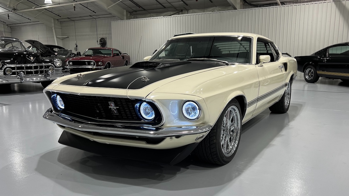Sorotan AutoHunter: Ford Mustang Mach I 1969

 – Beragampengetahuan