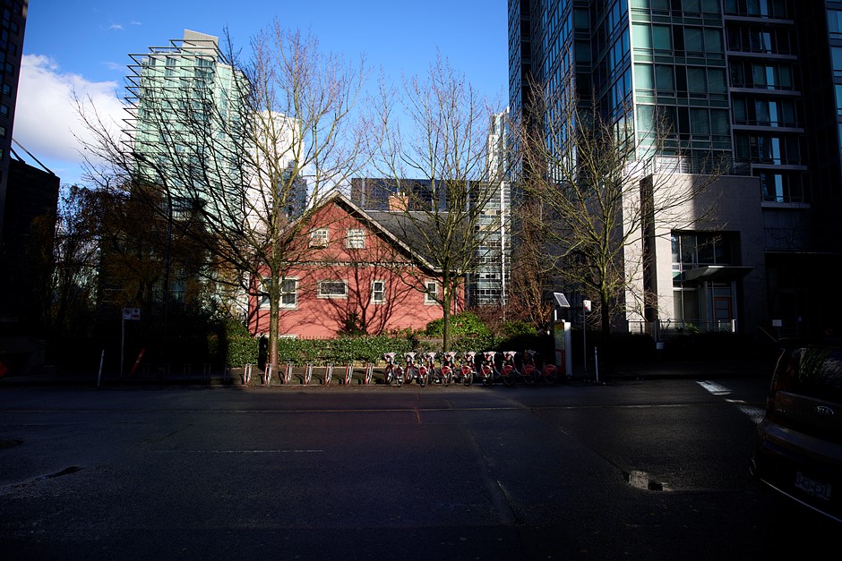 Galeri sampel Tamron 11-20mm F2.8 Di III-A RXD RF: Tinjauan Fotografi Digital

 – Beragampengetahuan