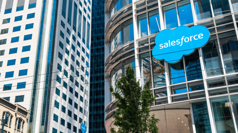 4 Fitur Utama Salesforce Agentforce 2.0

 – Beragampengetahuan
