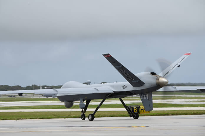 Drone Ukraina mengancam penerbangan sipil Rusia

 – Beragampengetahuan