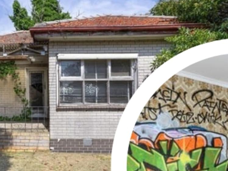 Rumah Frankston yang dipenuhi grafiti dibajak sebagai klub anak-anak, ribuan orang mengikuti secara online

 – Beragampengetahuan