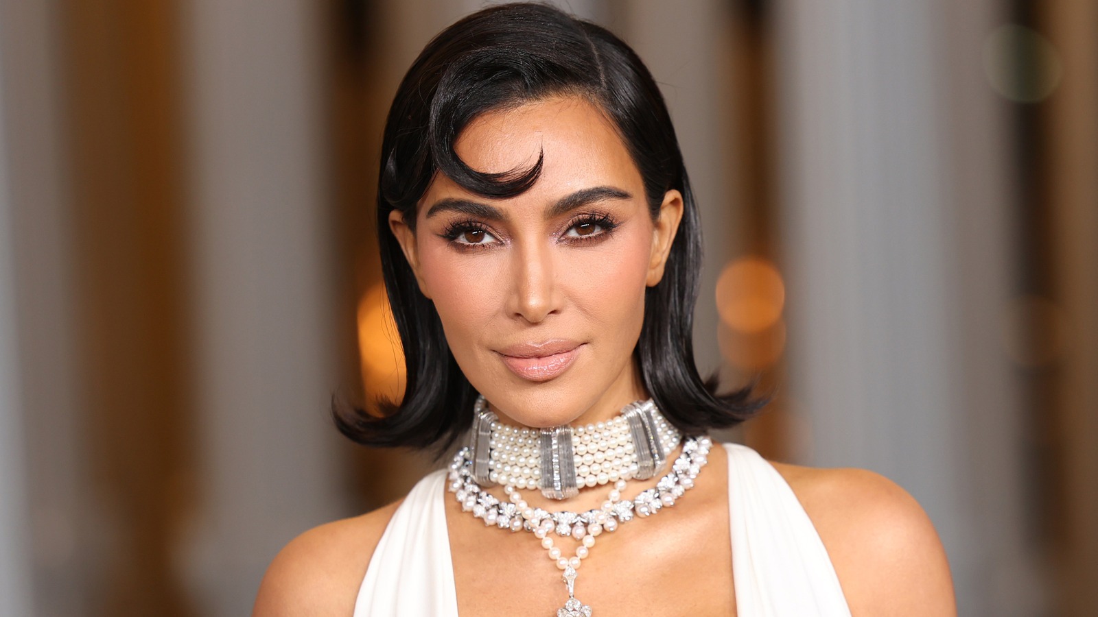 Kelakuan pesta Natal Kim Kardashian membuat para kritikus mempertanyakan relevansinya

 – Beragampengetahuan