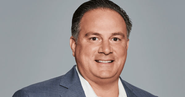 Geoff Calabrese telah meninggalkan Omnicom dan akan bergabung dengan Publicis Groupe sebagai chief komersial officer di perusahaan induk.