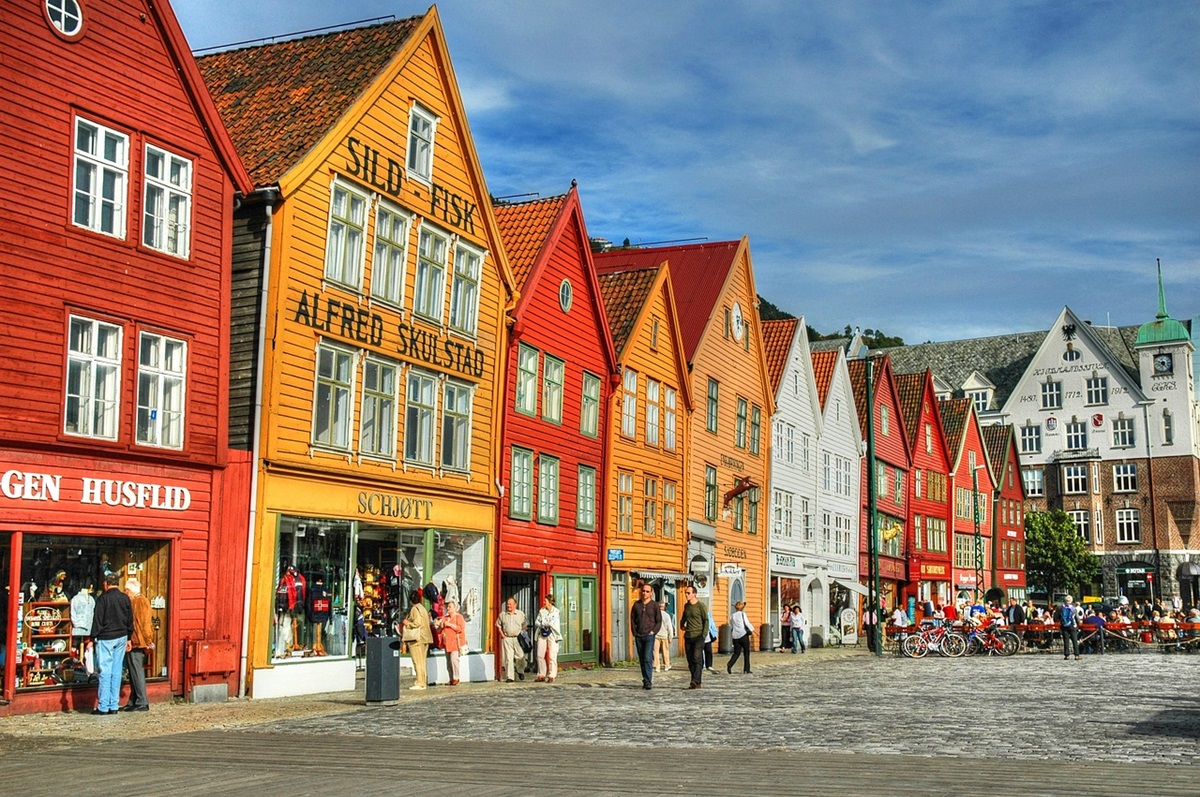 Jelajahi Oslo, Bergen, dan sekitarnya

 – Beragampengetahuan
